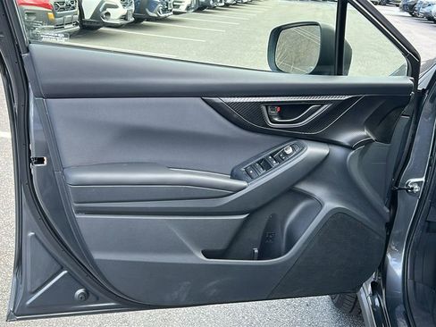 Used 2021 Subaru Crosstrek 2.0i Premium image 9