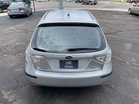 Used 2011 Subaru Impreza 2.5i AWD/4WD image 4