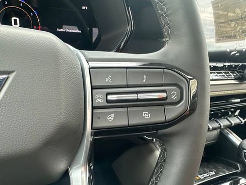 New 2026 Chevrolet Colorado ZR2 w/ Technology Package AWD/4WD image 16