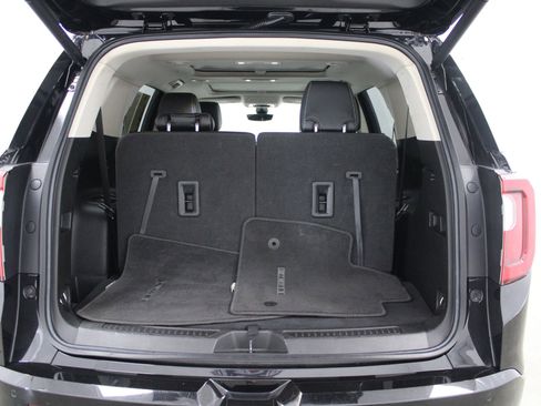 Used 2022 GMC Acadia Denali w/ GMC Pro Grade Package AWD/4WD image 21