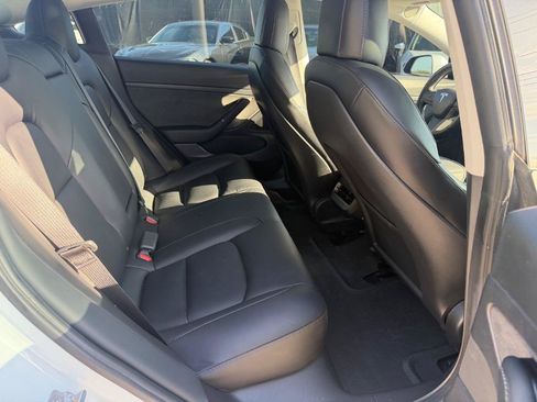 Used 2020 Tesla Model 3 Standard Range Plus RWD image 14