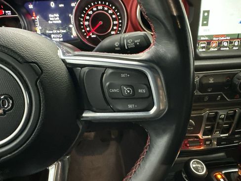 Used 2020 Jeep Wrangler Unlimited Rubicon image 25