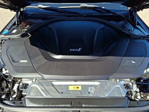 Used 2023 BMW i4 eDrive40 w/ Premium Package image 36