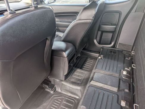 Used 2019 Ford Ranger XL w/ Equipment Group 101A Mid RWD image 30