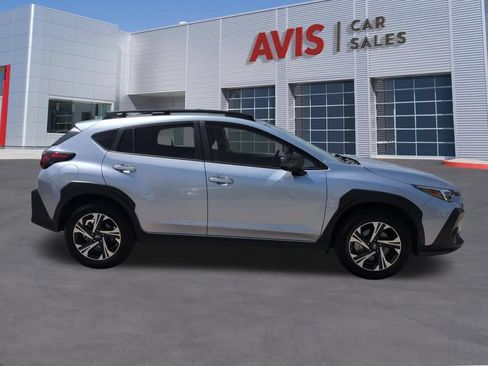 Used 2025 Subaru Crosstrek 2.5i Premium AWD/4WD image 5