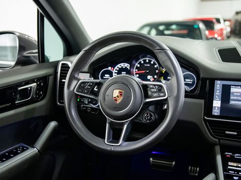 Used 2019 Porsche Cayenne S AWD/4WD image 33