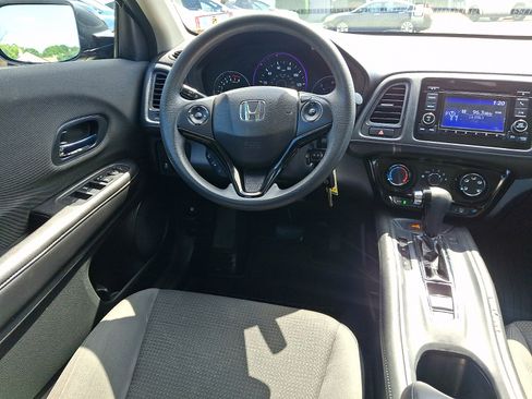 Used 2020 Honda HR-V LX image 14