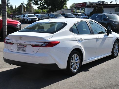 Used 2025 Toyota Camry LE FWD image 8