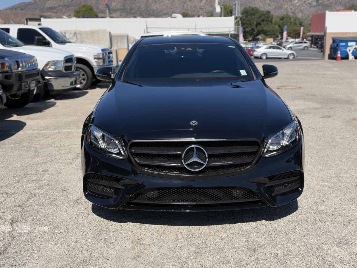 Used 2018 Mercedes-Benz E 300 image 3