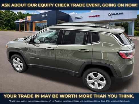 Used 2019 Jeep Compass Latitude AWD/4WD image 9