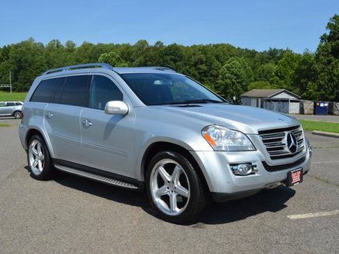 Used 2008 Mercedes-Benz GL 550 4MATIC image 3