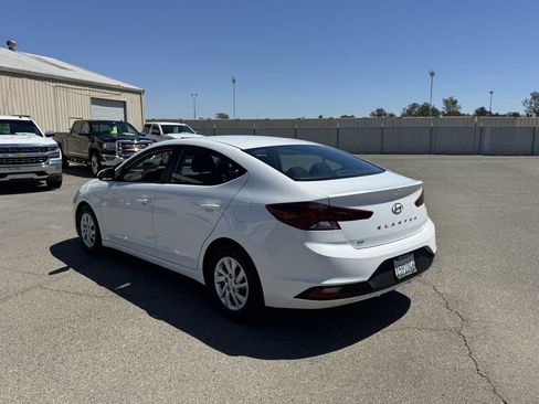 Used 2020 Hyundai Elantra SE w/ Cargo Package (C1) FWD image 7