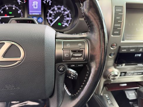 Used 2018 Lexus GX 460 Luxury image 18