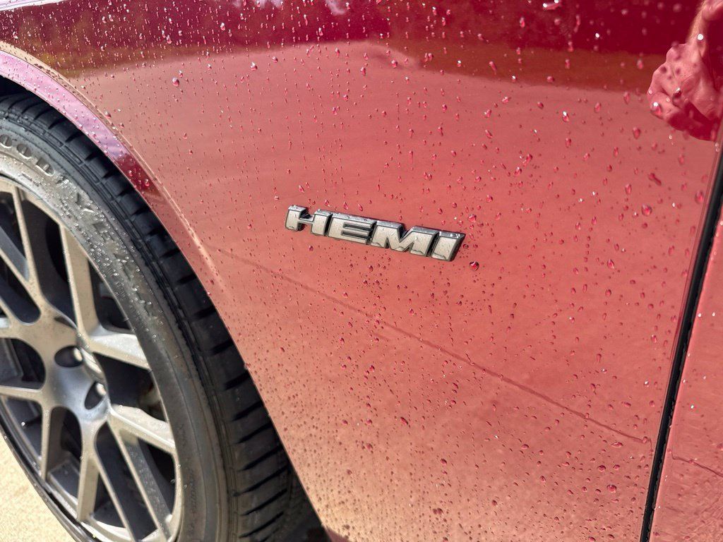 Used 2019 Dodge Challenger R/T RWD image 12