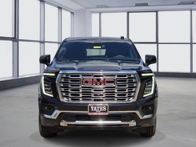 Used 2025 GMC Yukon Denali AWD/4WD image 3