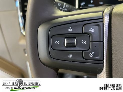 Used 2025 GMC Sierra 2500 Denali w/ Denali Reserve Package AWD/4WD image 32