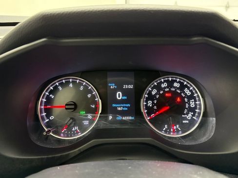 Used 2020 Toyota RAV4 XLE image 17