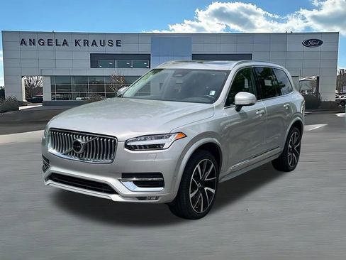 Used 2023 Volvo XC90 B6 Plus w/ Protection Package Premier AWD/4WD image 3