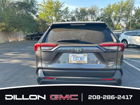 Used 2025 Toyota RAV4 XLE AWD/4WD image 19