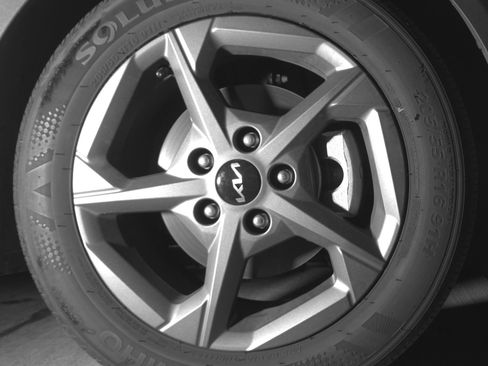 Used 2025 Kia K4 FWD image 13
