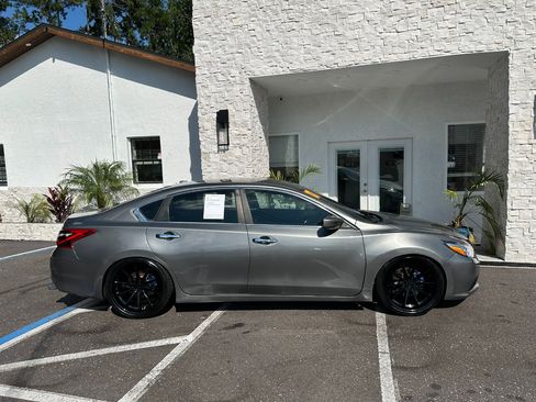 Used 2017 Nissan Altima 2.5 SV image 51