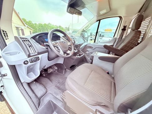 Used 2018 Ford Transit 150 130 Low Roof RWD image 6