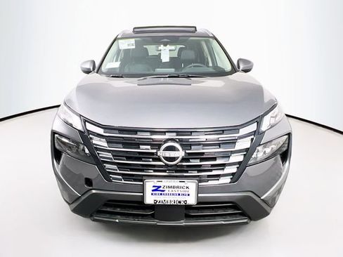 New 2026 Nissan Rogue SV w/ SV Premium Package image 2