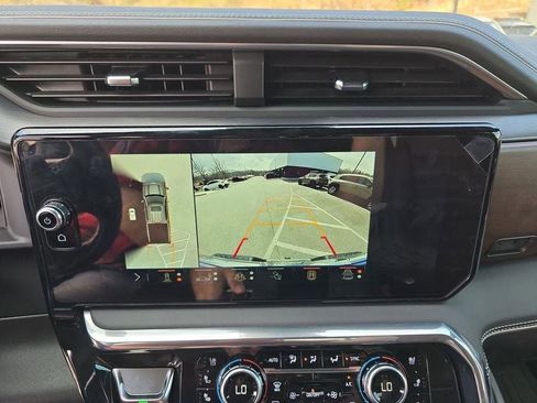 Used 2024 GMC Sierra 1500 Denali Ultimate image 28