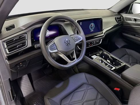 New 2026 Volkswagen Atlas Cross Sport SE AWD/4WD image 9