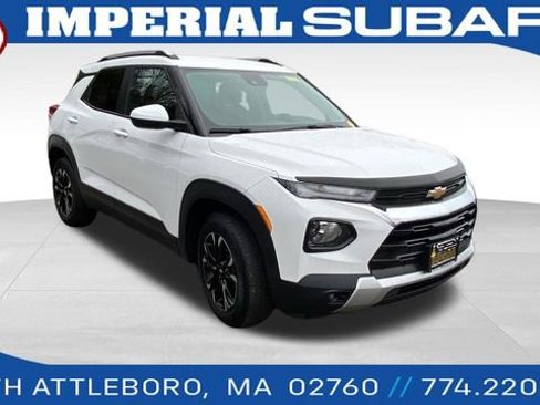 Used 2023 Chevrolet TrailBlazer LT w/ Convenience Package image 1