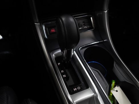 Used 2022 Subaru Ascent Limited image 27