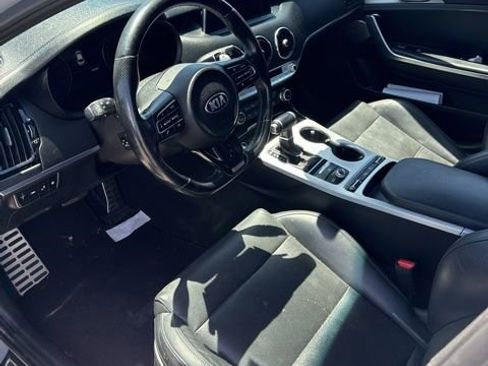 Used 2019 Kia Stinger GT1 RWD image 5
