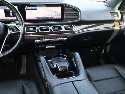 Used 2024 Mercedes-Benz GLE 350 4MATIC w/ 3rd Row Seat Package image 12