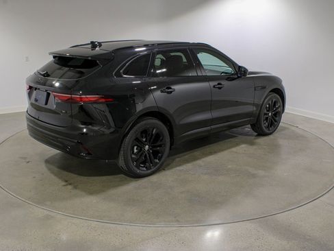 New 2026 Jaguar F-PACE R-Dynamic S image 5