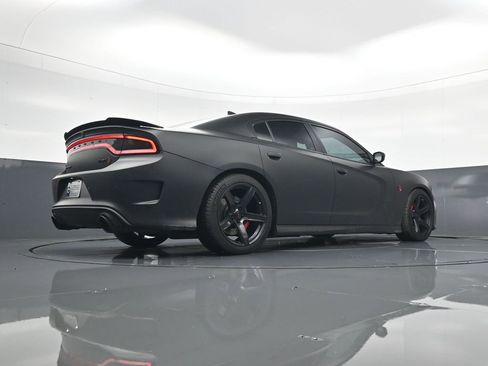 Used 2018 Dodge Charger SRT Hellcat w/ Harman/Kardon Audio Group image 26