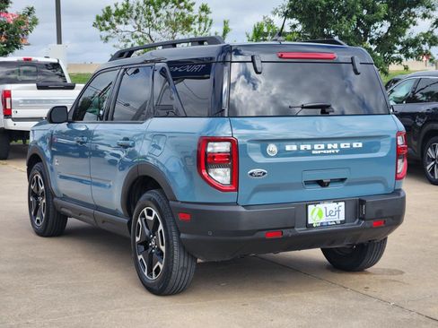 Used 2022 Ford Bronco Sport Outer Banks w/ Tech Package AWD/4WD image 6