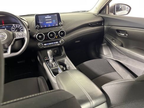 Used 2020 Nissan Sentra SV FWD image 17