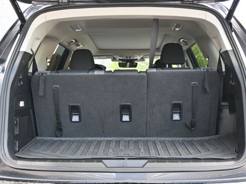 Used 2025 Subaru Ascent Onyx Edition w/ Onyx Package image 34