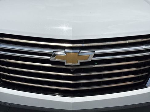 Used 2022 Chevrolet Traverse High Country FWD image 33