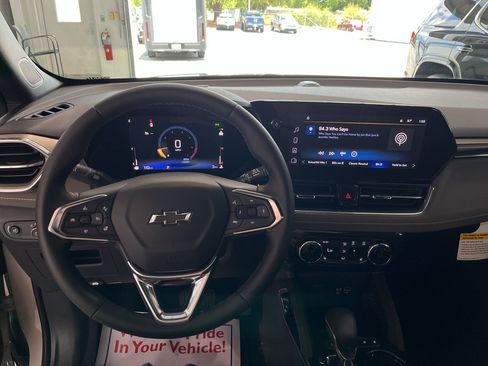 New 2026 Chevrolet TrailBlazer ACTIV w/ Convenience Package FWD image 17