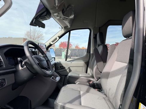 New 2026 Ford Transit 350 XLT image 9