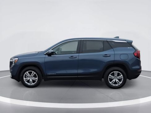 Used 2024 GMC Terrain SLE AWD/4WD image 5