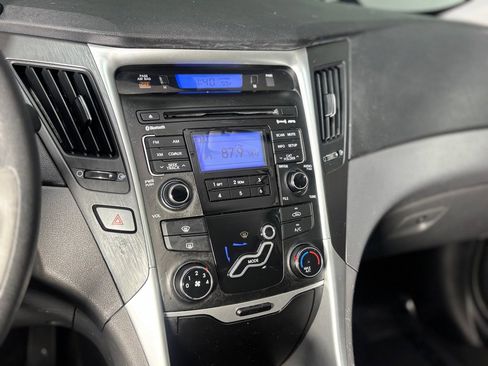 Used 2011 Hyundai Sonata GLS image 18