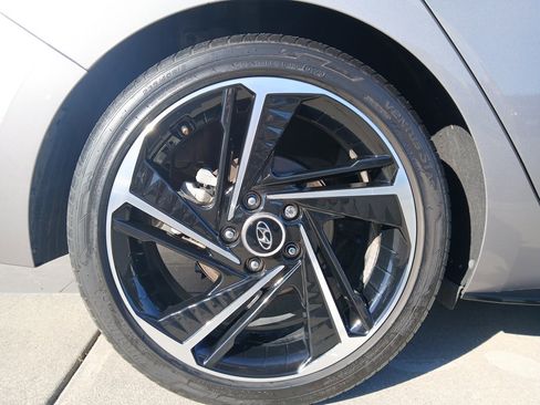 Used 2023 Hyundai Elantra N Line image 10