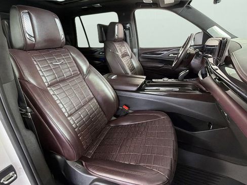 Certified 2021 Cadillac Escalade Sport Platinum AWD/4WD image 43