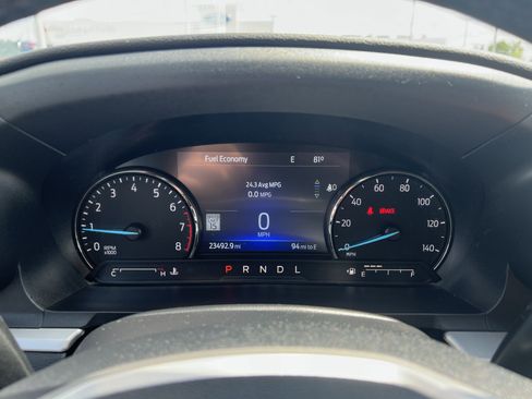 Used 2022 Ford Explorer XLT w/ Equipment Group 202A image 15