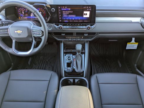 Used 2026 Chevrolet Colorado LT w/ LT Convenience Package image 10