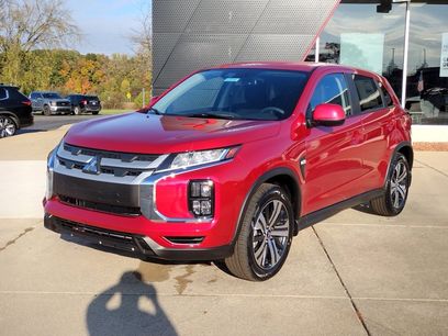 New 2025 Mitsubishi Outlander Sport ES
