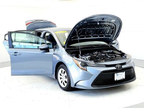 Used 2024 Toyota Corolla LE image 9
