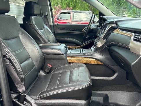 Used 2016 GMC Yukon XL Denali w/ Open Road Package AWD/4WD image 12